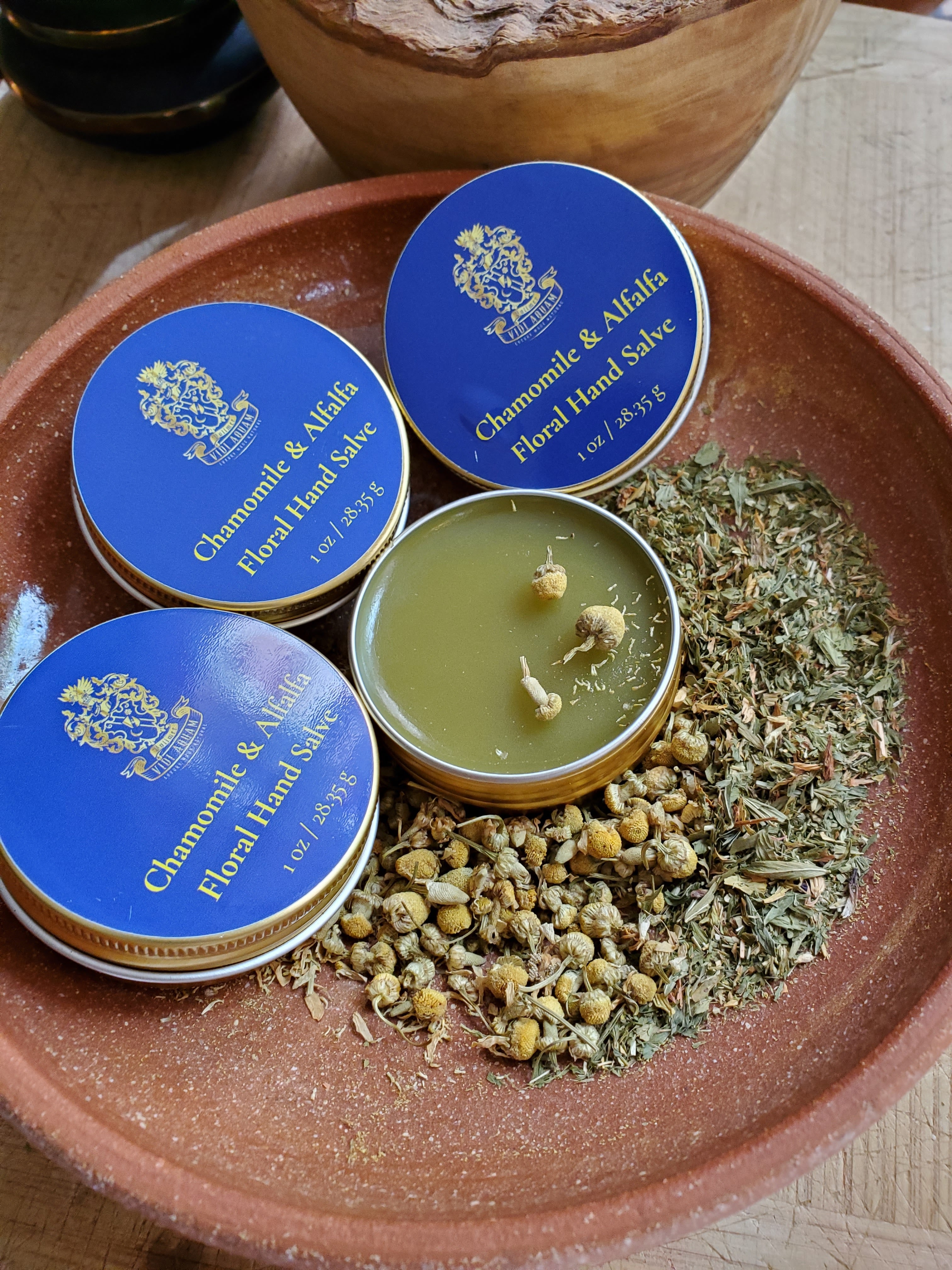 Chamomile and Alfalfa Salve - 1 oz